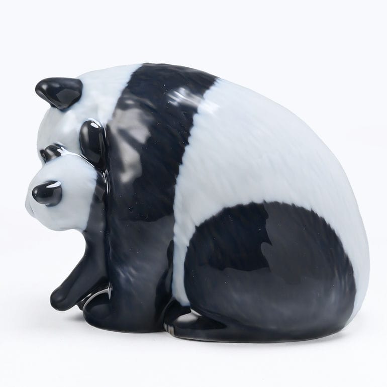パンダ　ロイヤルコペンハーゲン　フィギュリン　置物 ロイヤルコペンハーゲン『フィギュリン パンダ』 ｜骨董品買取