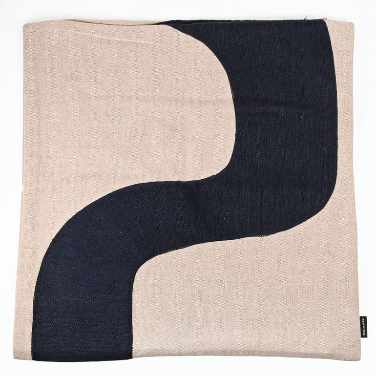 マリメッコ marimekko クッションカバー 50×50cm SEIREENI セイレー二 ベージュ ネイビー 72172 072172 851 ヌードクッション別売り 北欧雑貨 北欧デザイン ネコポス限定 送料無料<br>【スペシャルラッピング660円(別売り)】