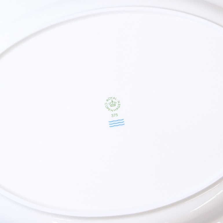 ROYALCOPENHAGENスターフルーテッド37cmオーバルプレート箱入り