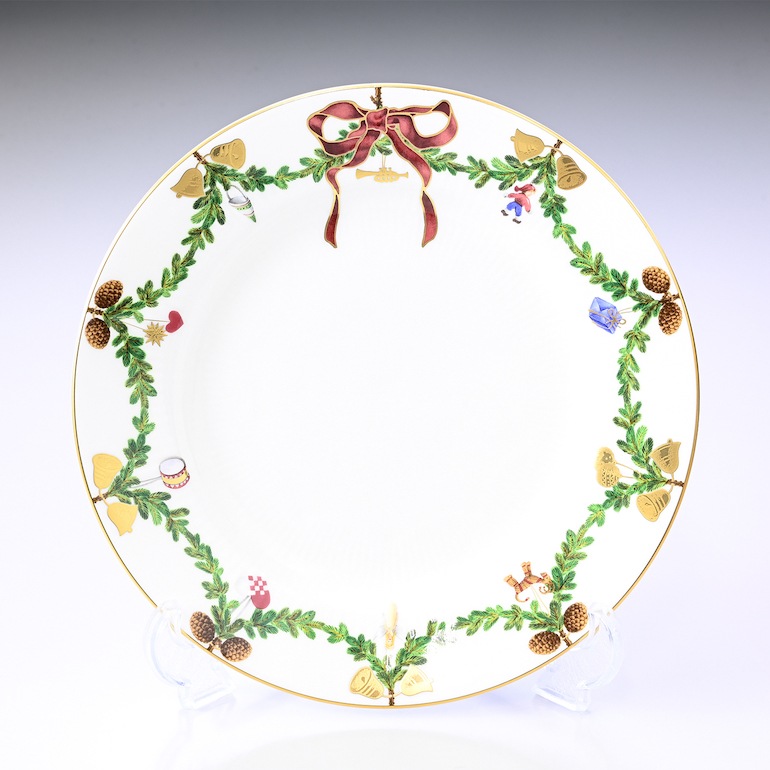 未使用✨ロイヤルコペンハーゲン スターフルーテッド サンドイッチ プレート 長皿 楽天市場】ロイヤルコペンハーゲン スターフルーテッド クリスマス