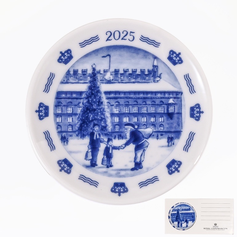 ロイヤルコペンハーゲン ROYAL COPENHAGEN 小皿 ミニプレート イヤープレート 2025年 8.5cm Christmas in Copenhagen ブルーコレクタブル 1425702(1074927) 洋食器 テーブルウェア 北欧デザイン クロネコゆうパケット限定 送料無料<br>【スペシャルラッピング660円(別売り)】