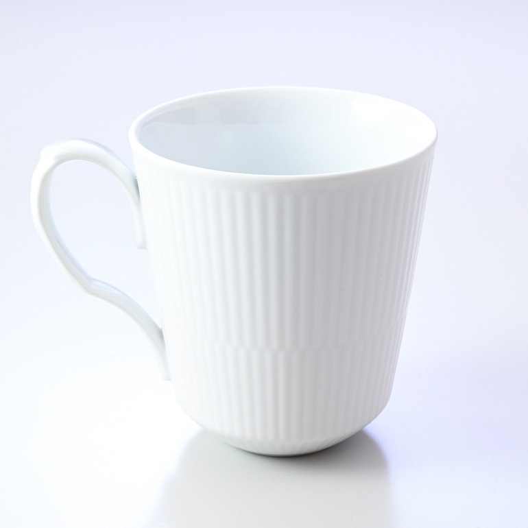 ロイヤルコペンハーゲン ホワイトフルーテッド マグカップ L ペア 370ml 2408043 1016918 北欧食器 洋食器 名入れ可有料 【スペシャルラッピング660円(別売り)】
