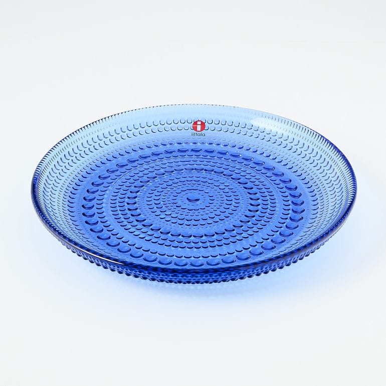 イッタラ iittala カステヘルミ Kastehelmi プレート 17cm 皿 全2カラー 洋食器 北欧 雑貨 キッチン 陶器 食卓【スペシャルラッピング660円(別売り)】