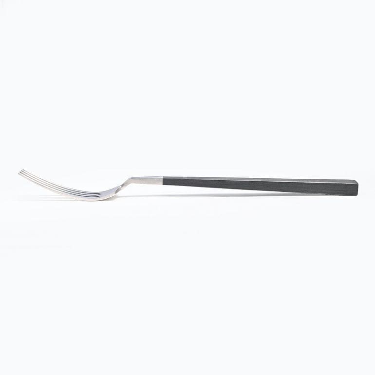 【名入れ可有料】クチポール Cutipol クーべ KUBE ディナーフォークフ テーブルフォーク 22cm ハンドメイド カトラリー シルバー ブラック KU04 食卓 洋食器