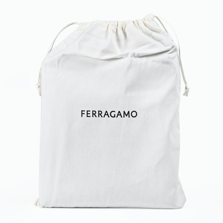 フェラガモ Salvatore Ferragamo サルヴァトーレフェラガモ バッグ