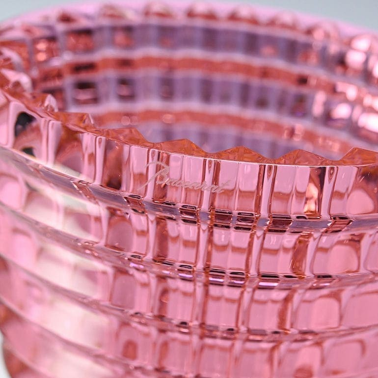 名入れ対応 バカラ BACCARAT ベース 花瓶 アイ EYE 15cm S ピンク 2815005 高級 熨斗対応 <br>【スペシャルラッピング1100円(別売り)】