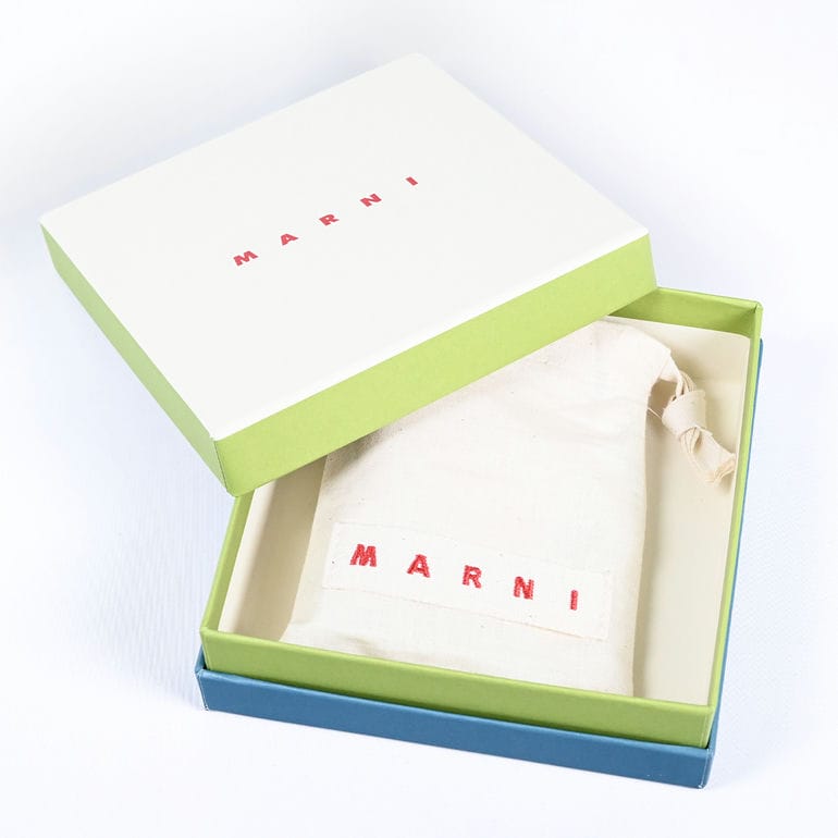 マルニ MARNI 三つ折り財布 レディース ミニウォレット スマートウォレット サフィアーノレザー タルク×ライトリラ×タバスコ PFMOW02U23 LV520 Z620M 【スペシャルラッピング660円(別売り)】