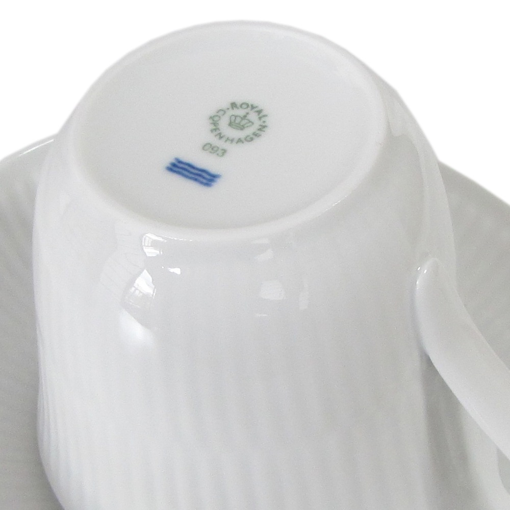 ロイヤルコペンハーゲン ホワイトフルーテッド ティーカップ&ソーサー ハイハンドル 250ml 2408092 1017384 北欧食器 洋食器  カップアンドソーサー 【スペシャルラッピング660円(別売り)】