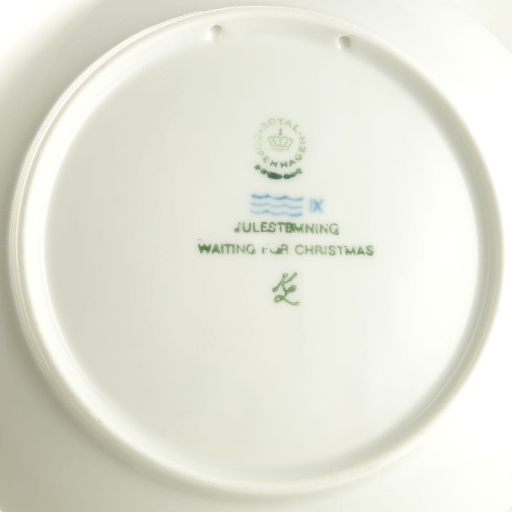 ロイヤルコペンハーゲン イヤープレート 1982年 昭和57年 皿立て付き