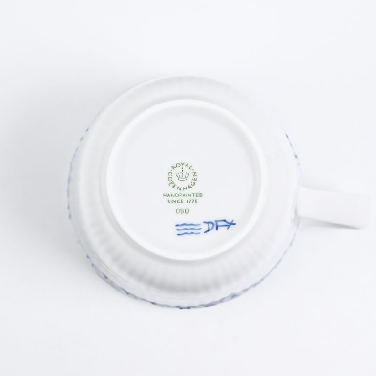 2個セット ロイヤルコペンハーゲン ハイハンドル マグカップ プリンセス 330ml 1104090 1026448 北欧食器 洋食器 ROYAL COPENHAGEN【スペシャルラッピング660円(別売り)】