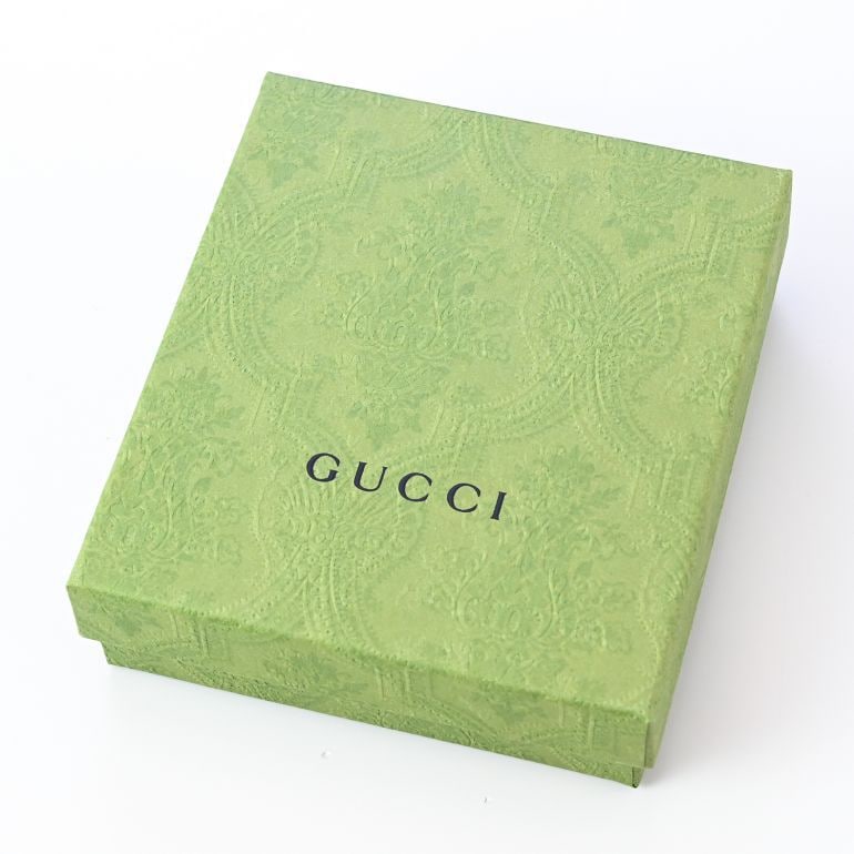 グッチ GUCCI 財布 マネークリップ 札ばさみ 二つ折り財布 メンズ GGエンボス ブラック 676656 1W3AN 1000 名入れ可有料 箔押し 【スペシャルラッピングB対応(別売り)】