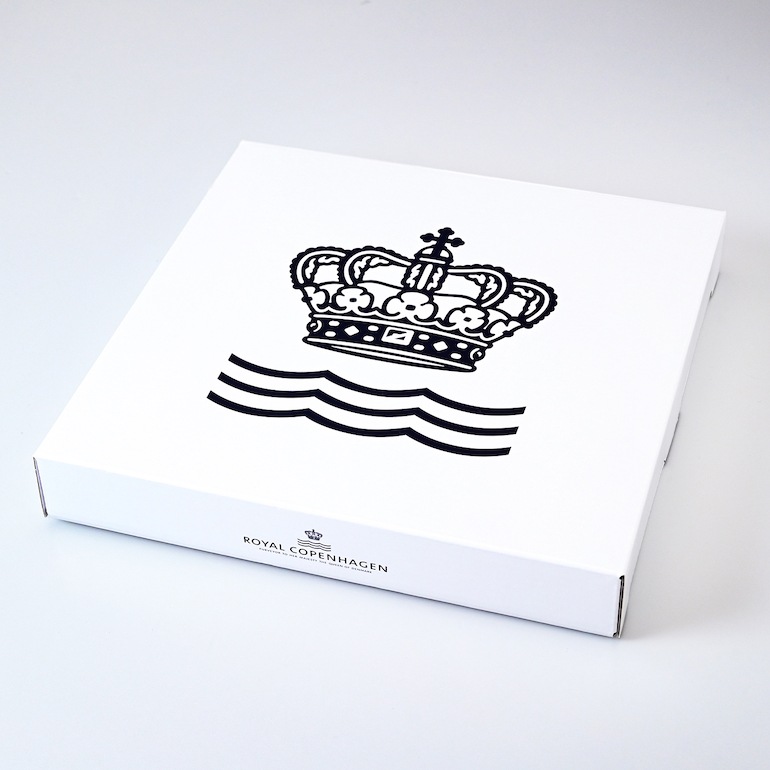 ロイヤルコペンハーゲン ホワイトフルーテッド プレート フラットプレート オーディナリープレート 22cm 2408622 名入れ可有料 ※名入れ別売り 1017403 北欧食器 洋食器 【スペシャルラッピング660円(別売り)】