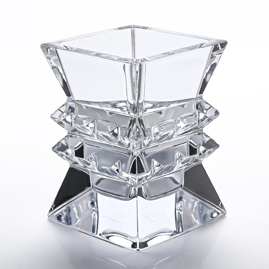 【名入れ可有料】バカラ Baccarat ギフトセット ベース 花瓶 コロンビーヌ 9cm 2100928 【熨斗対応】 インテリア オブジェ 置物 洋食器 <br>【スペシャルラッピング660円(別売り)】