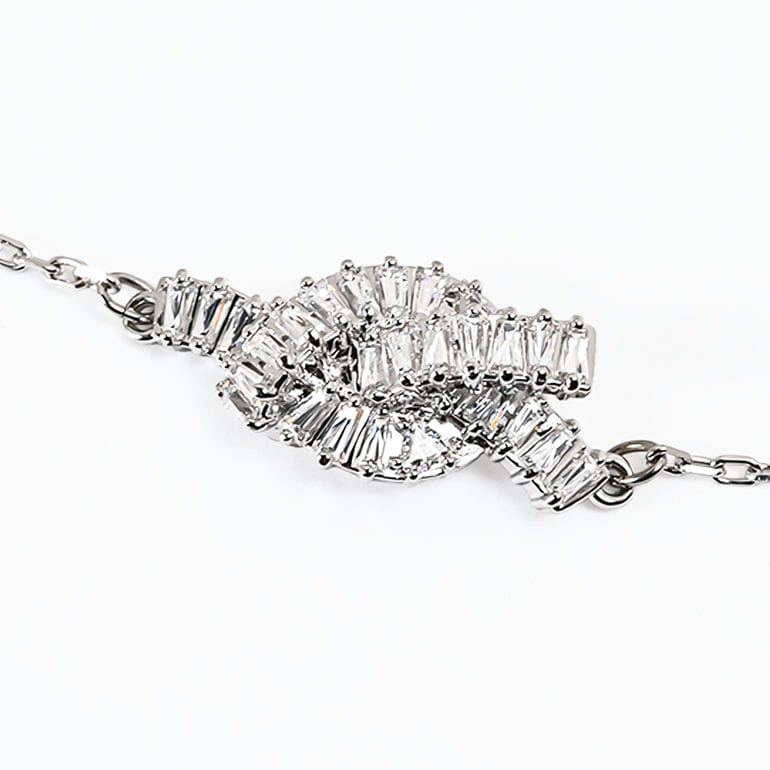 スワロフスキー SWAROVSKI ブレスレット Matrix マトリックス ツイスト リボン クリア シルバー 5731101 ジュエリー アクセサリー【スペシャルラッピング660円(別売り)】