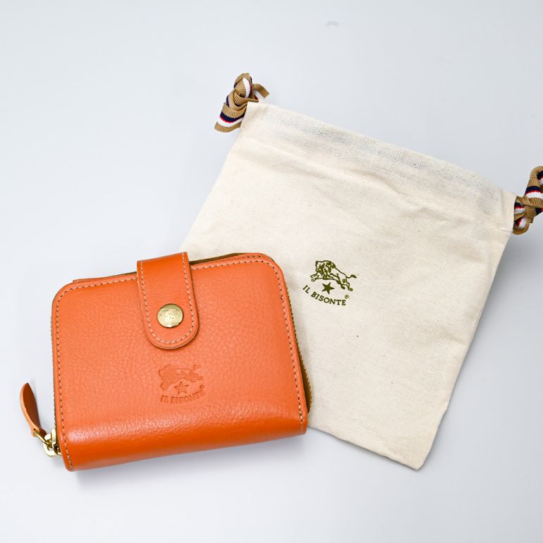 イルビゾンテ IL BISONTE 財布 二つ折り財布 ラウンドファスナー バケッタレザー ブラウン ヤキヌメ SMW067PV0005CA106B 箔押し名入れ可有料【スペシャルラッピング660円(別売り)】