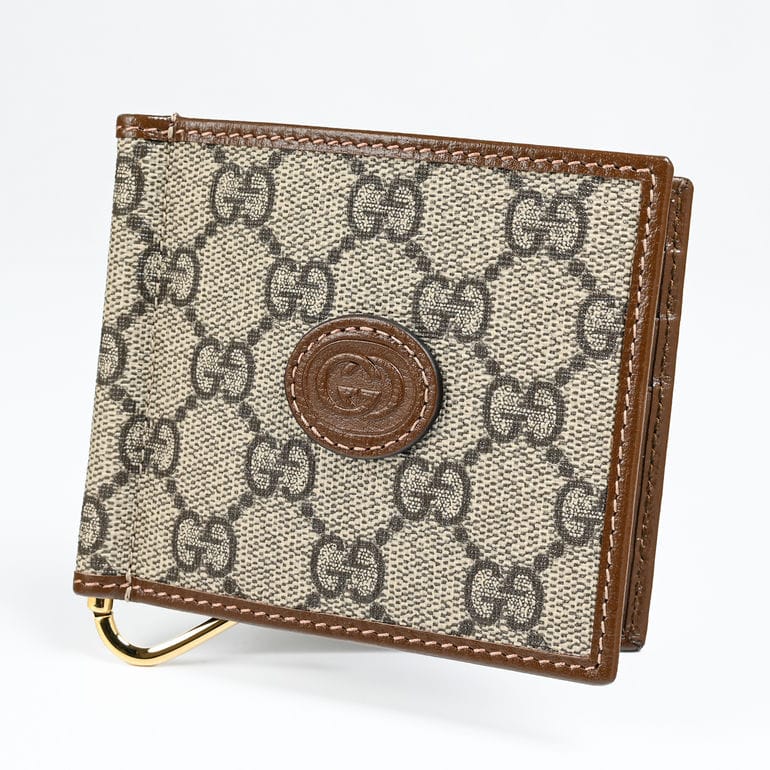 グッチ GUCCI マネークリップ式 二つ折り財布 GGスプリーム メンズ 札ばさみ ベージュ 700686 92TCG 8563 ウォレット 箔押し名入れ可（工賃別売り） 【スペシャルラッピング660円(別売り)】