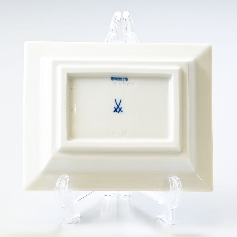 【名入れ可有料】マイセン 剣マーク コレクション 双剣 スクエアディッシュ プレート 12×10cm ヴィッド ポッシュ Meissen 825001-53268-1(XVE003-XV254-1) 洋食器 【ドイツ本国の紙袋別売り】【スペシャルラッピング660円(別売り)】