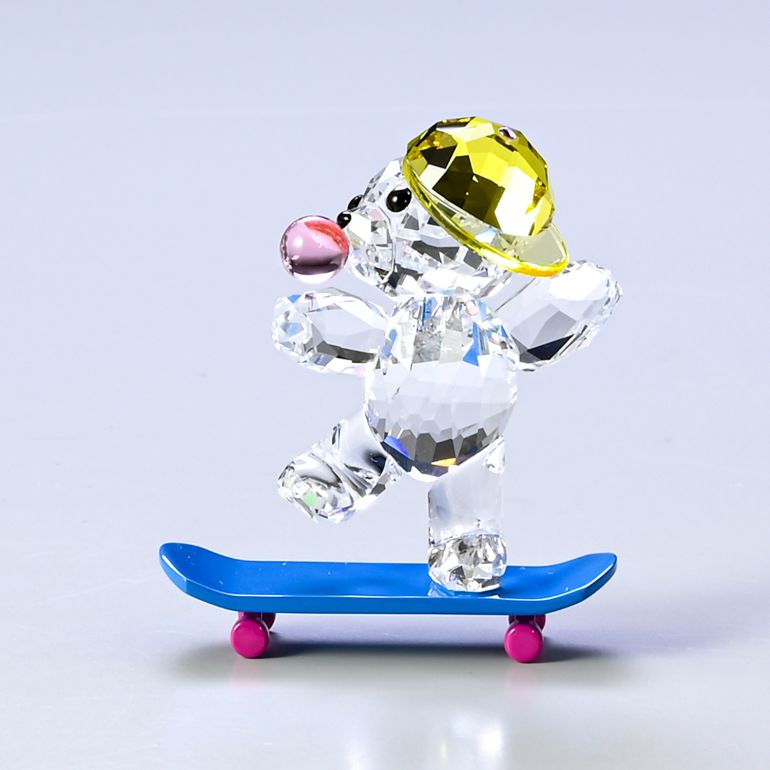 スワロフスキー SWAROVSKI フィギュリン Krisベア Skaterbear スケボー