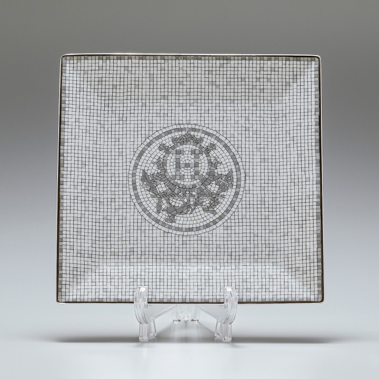 HERMES プチカレ スクエアプレート モザイク ヴァンキャトル プラチナ エルメス HERMES モザイク ヴァンキャトル プラチナ プチカレ