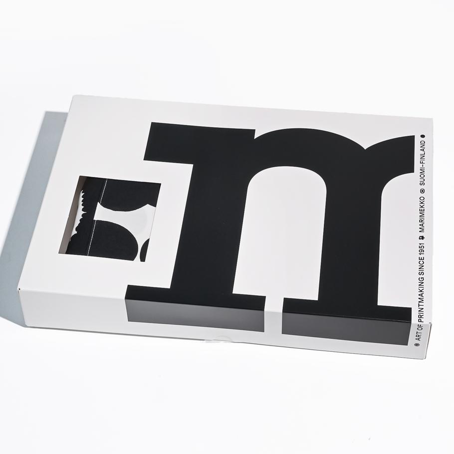 【刺しゅう名入れ可有料】マリメッコ marimekko キッチンセット エプロン ミトン RASYMATTO ラシィマット ブラック ホワイト 71708 071708 190 北欧雑貨 北欧デザイン 【スペシャルラッピング660円(別売り)】