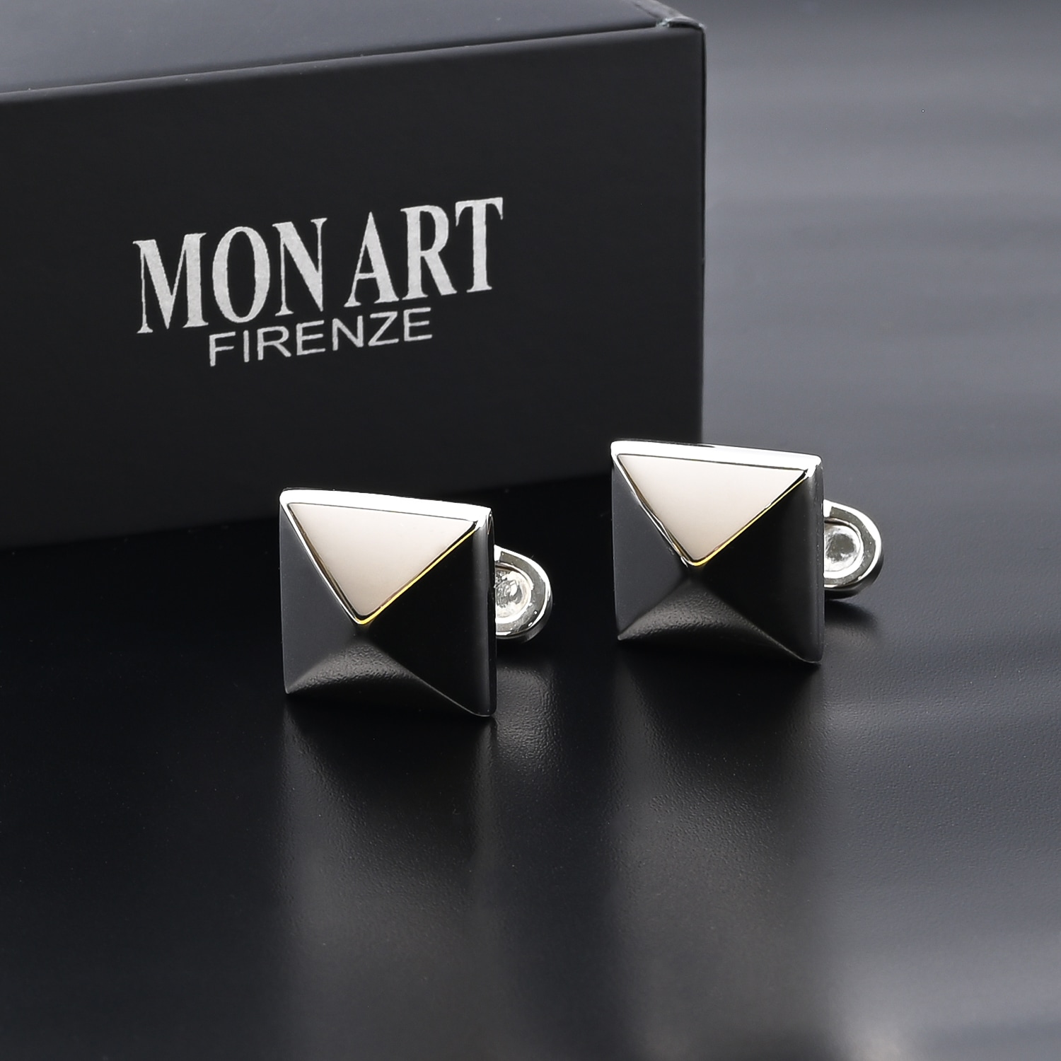 モンアート MONART カフス メンズ カフリンクス カフスボタン ピラミッドスタッズ型 シルバー BOLOGNA RGEV2 F3 Made in Italy 名入れ可有料 正規代理店