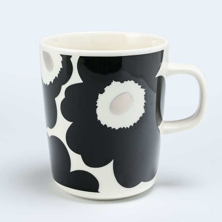 【名入れ可有料】マリメッコ marimekko マグカップ コップ 250ml Unikko ウニッコ ホワイト×ブラック×シルバー 72779 072779 199 北欧食器 洋食器 北欧デザイン テーブルウエア 【スペシャルラッピング660円(別売り)】