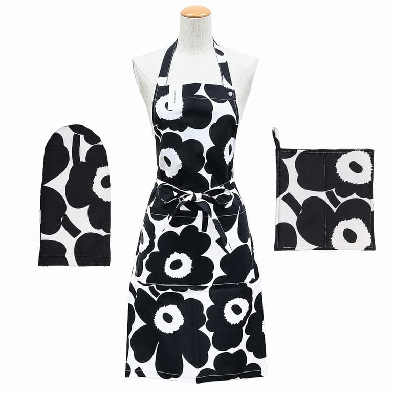 【刺しゅう名入れ可有料】マリメッコ marimekko キッチンセット エプロン ミトン ポットホルダー 鍋敷き Unikko ウニッコ ブラック ホワイト 71709 071709 190 北欧雑貨 北欧デザイン 【スペシャルラッピング660円(別売り)】