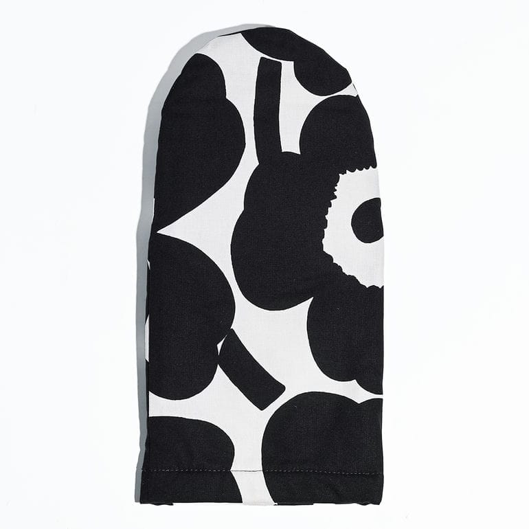 【刺しゅう名入れ可有料】マリメッコ marimekko キッチンセット エプロン ミトン ポットホルダー 鍋敷き Unikko ウニッコ ブラック ホワイト 71709 071709 190 北欧雑貨 北欧デザイン 【スペシャルラッピング660円(別売り)】