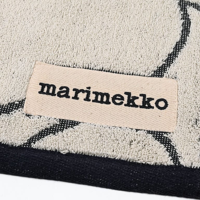 マリメッコ marimekko タオル ゲストタオル フェイスタオル 50×30cm Piirto Unikko ピイルト ウニッコ ブラック アイボリー 73798 073798 190 北欧雑貨 北欧デザイン ネコポス限定<br>【スペシャルラッピング660円(別売り)】
