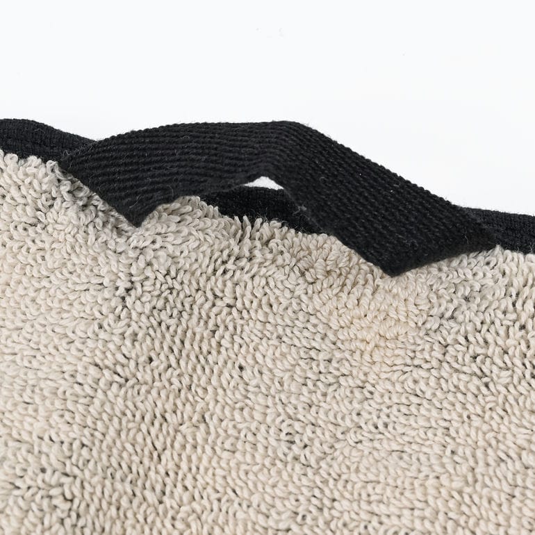 マリメッコ marimekko タオル ゲストタオル フェイスタオル 50×30cm Piirto Unikko ピイルト ウニッコ ブラック アイボリー 73798 073798 190 北欧雑貨 北欧デザイン ネコポス限定<br>【スペシャルラッピング660円(別売り)】