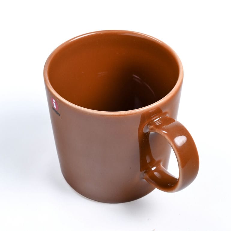 イッタラ iittala ティーマ 300ml マグカップ Teema ヴィンテージブラウン 1061242 食器 北欧食器 洋食器 名入れ可有料【スペシャルラッピング660円(別売り)】