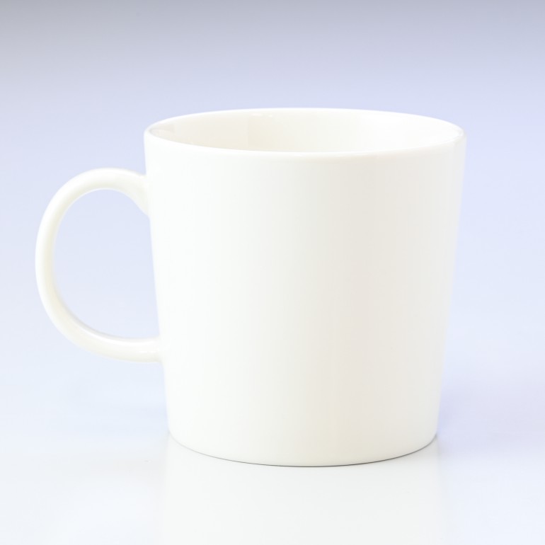 イッタラ iittala ティーマ 300ml マグカップ Teema マグカップ ホワイト 1005484 北欧食器 洋食器 名入れ可有料【スペシャルラッピング660円(別売り)】