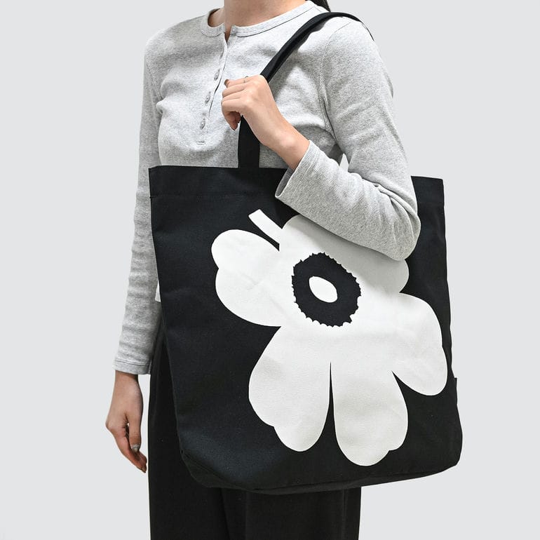マリメッコ marimekko トートバッグ TORNA Unikko ウニッコ レディース ブラック ホワイト 47931 047931 910 北欧雑貨 北欧デザイン