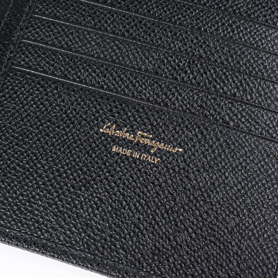 【名入れ可有料】【スペシャルラッピング付き】フェラガモ Salvatore Ferragamo サルヴァトーレフェラガモ 二つ折り財布 小銭入れ付き ウォレット ガンチーニ レディース ブラック 22C877 673998 0673998