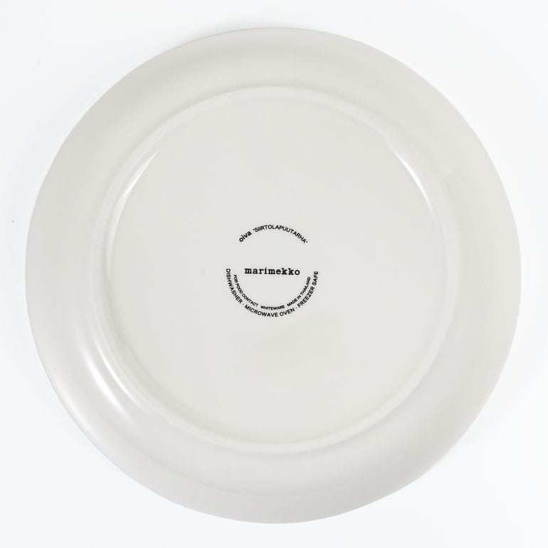 マリメッコ marimekko プレート 20.5cm Rasymatto ラシィマット ブラック 70796 070796 190 大皿 洋食器 テーブルウェア 北欧食器 北欧デザイン<br>【スペシャルラッピング660円(別売り)】