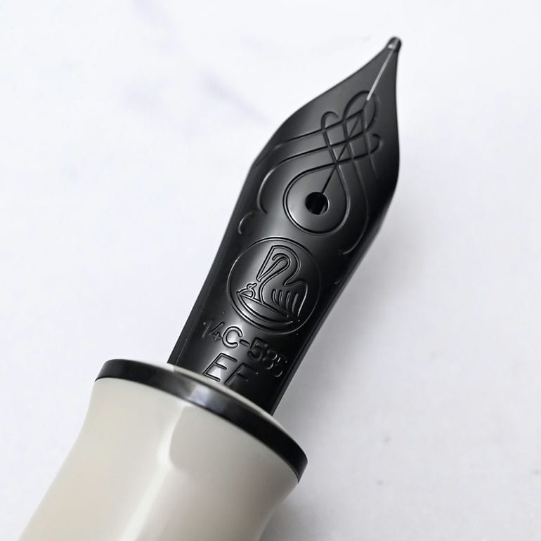 ペリカン Pelikan 万年筆 特別生産品 メンズ レディース スーベレーン M670 ウォームグレー 高級筆記具 インク特典有 純正箱付 文房具【スペシャルラッピング660円(別売り)】