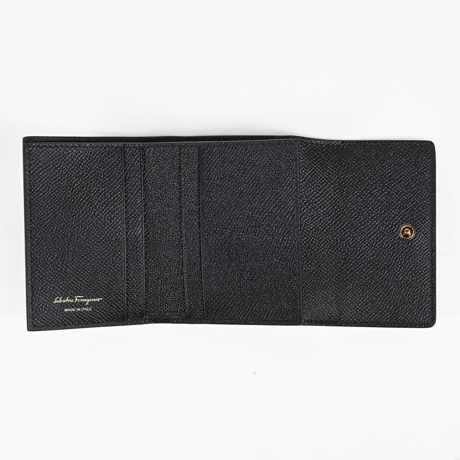 【名入れ可有料】【スペシャルラッピング付き】フェラガモ Salvatore Ferragamo サルヴァトーレフェラガモ 三つ折り財布 小銭入れ付き コンパクトウォレット ダブル・ガンチーニ レディース ブラック 220862 779894 0779894