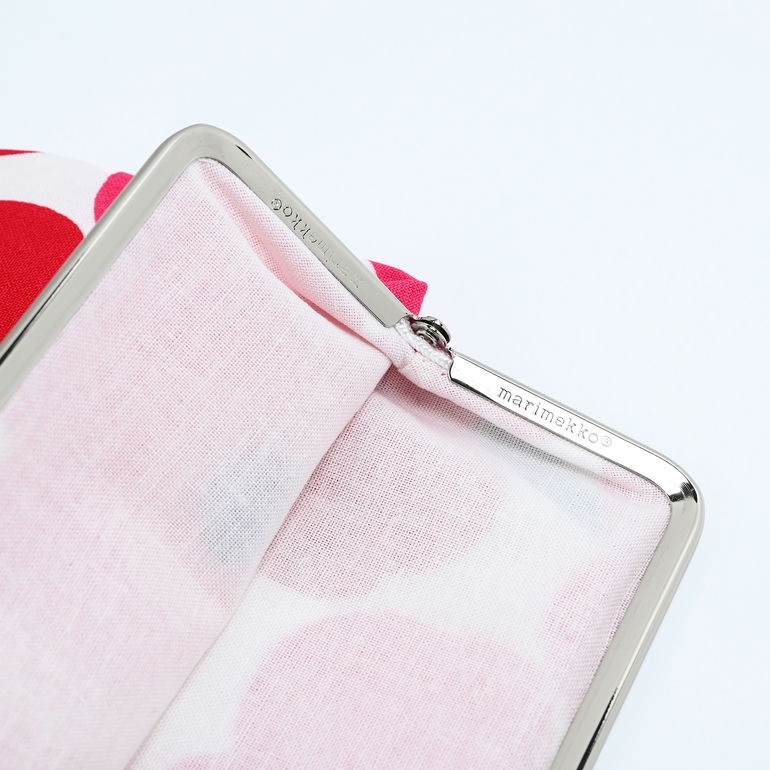 マリメッコ marimekko 小物入れ ポーチ がま口 ミニウニッコ レッド 037773 001 刺しゅう可有料 北欧雑貨 北欧デザイン ネコポス限定 送料無料