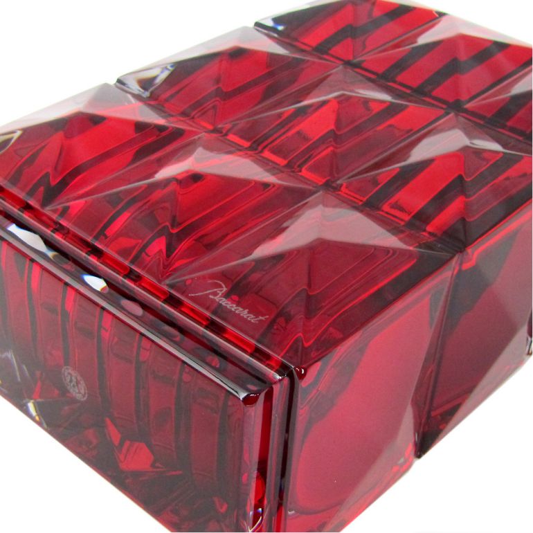 バカラ 名入れ対応 Baccarat ベース 花瓶 ルクソール LOUXOR レッド 20cm 2808408 【熨斗対応】 インテリア オブジェ 置物 洋食器 <br>【スペシャルラッピング1100円(別売り)】