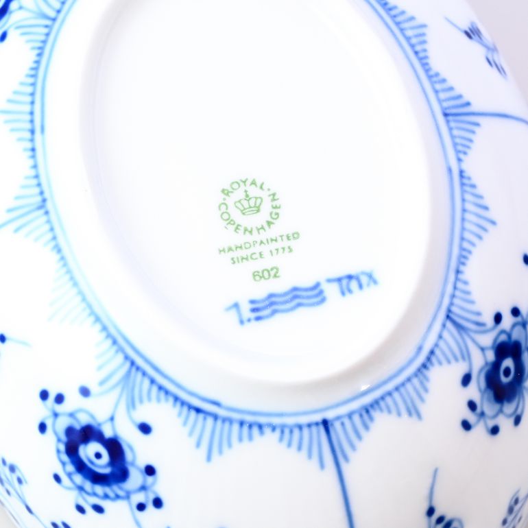 ロイヤルコペンハーゲン　ブルーフルーテッド ハーフレース オーバルボウル ロイヤルコペンハーゲン ブルーフルーテッド ハーフレース オーバル