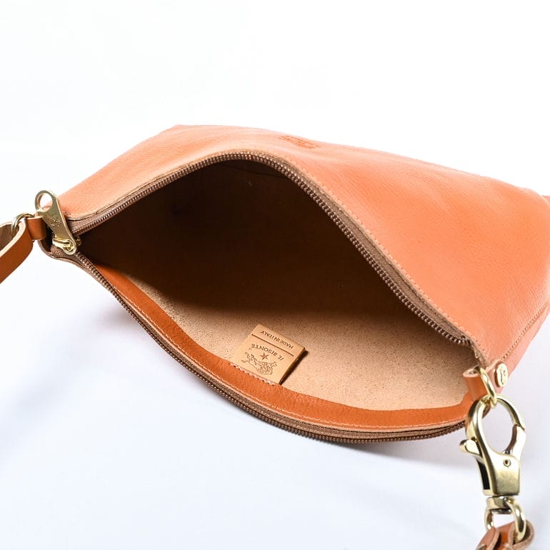 イルビゾンテ IL BISONTE ショルダーバッグ レディース クロス