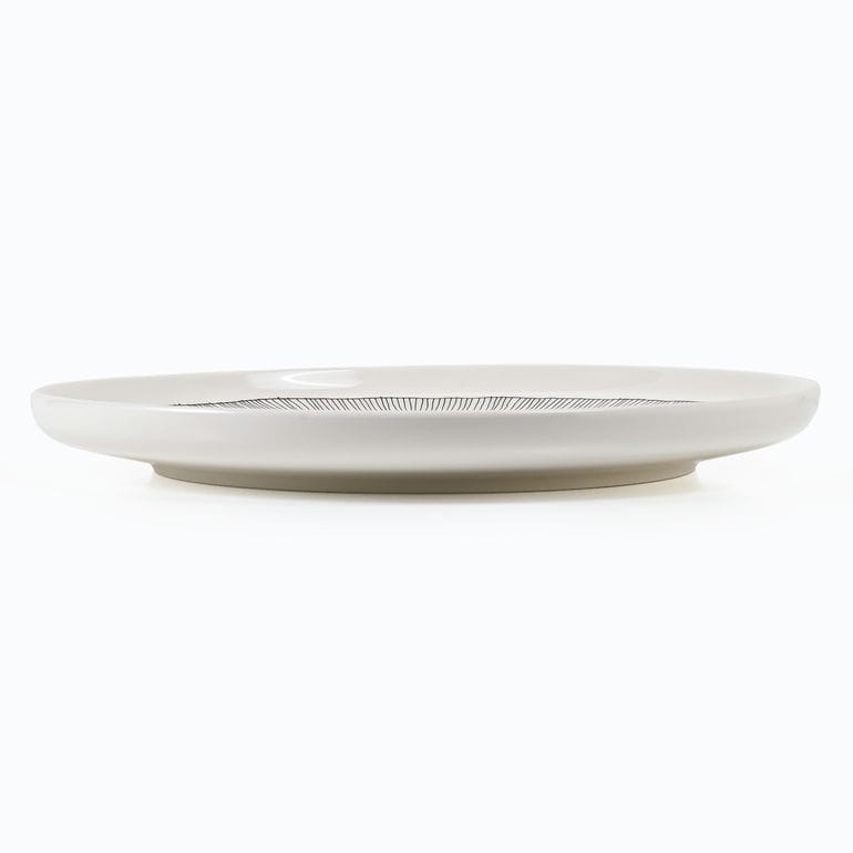 マリメッコ marimekko プレート 25cm シルトラプータルハ ホワイト ブラック 75530 075530 190 大皿 洋食器 テーブルウェア 北欧食器 北欧デザイン<br>【スペシャルラッピング660円(別売り)】