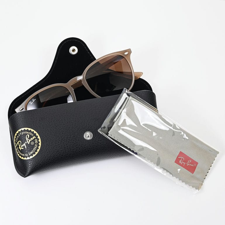 レイバン Ray-Ban サングラス 国内正規品 53サイズ ローブリッジ