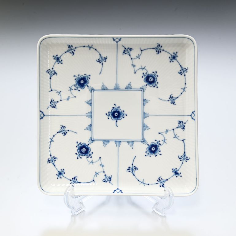 ロイヤルコペンハーゲン ブルーフルーテッド プレイン スクエアプレート 20cm プレート 1101720(1017204) 北欧食器 洋食器 ROYAL COPENHAGEN【スペシャルラッピング660円(別売り)】