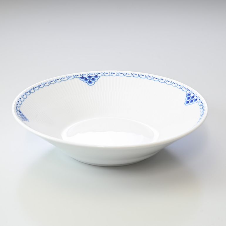 ロイヤルコペンハーゲン プリンセス 深皿 ディーププレート 24cm 1104606(1061055) 北欧食器 洋食器 ROYAL COPENHAGEN名入れ可有料 【スペシャルラッピング660円(別売り)】