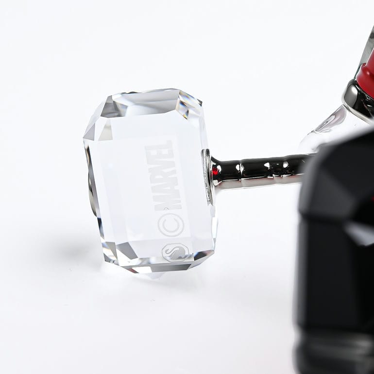 スワロフスキー SWAROVSKI クリスタルフィギュア Marvel マーベル