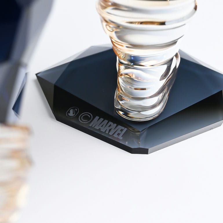 スワロフスキー SWAROVSKI クリスタルフィギュア Marvel マーベル