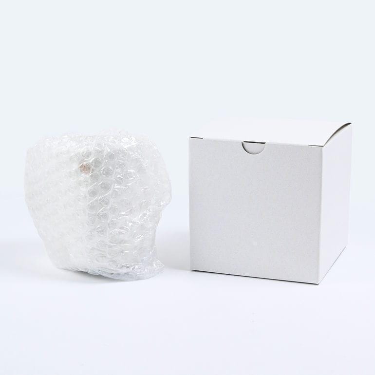 マリメッコ marimekko マグカップ コップ 250ml 2025冬新作 ピイルト ウニッコ ホワイト ゴールド 75637 075637 120 洋食器 北欧食器 北欧デザイン<br>【スペシャルラッピング660円(別売り)】