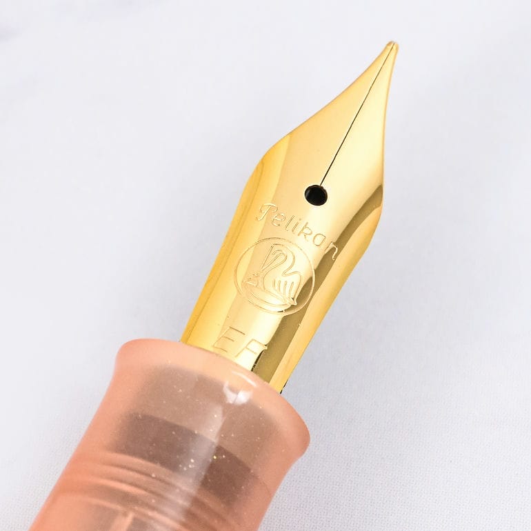 ペリカン Pelikan 万年筆 インクセット 2025限定色 Classic クラシック アプリコット アゲート M200 ペン先EF(極細字) 特別生産品 高級筆記具 万年筆 文房具【スペシャルラッピング660円(別売り)】