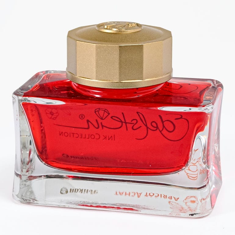 ペリカン Pelikan 万年筆 インクセット 2025限定色 Classic クラシック アプリコット アゲート M200 ペン先EF(極細字) 特別生産品 高級筆記具 万年筆 文房具【スペシャルラッピング660円(別売り)】